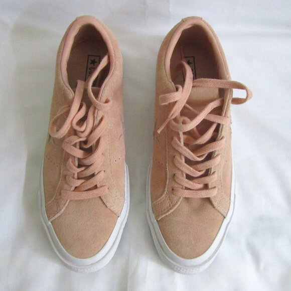 Converse One Star Suede Low Top - Women's Size 7 - Picture 1 of 5